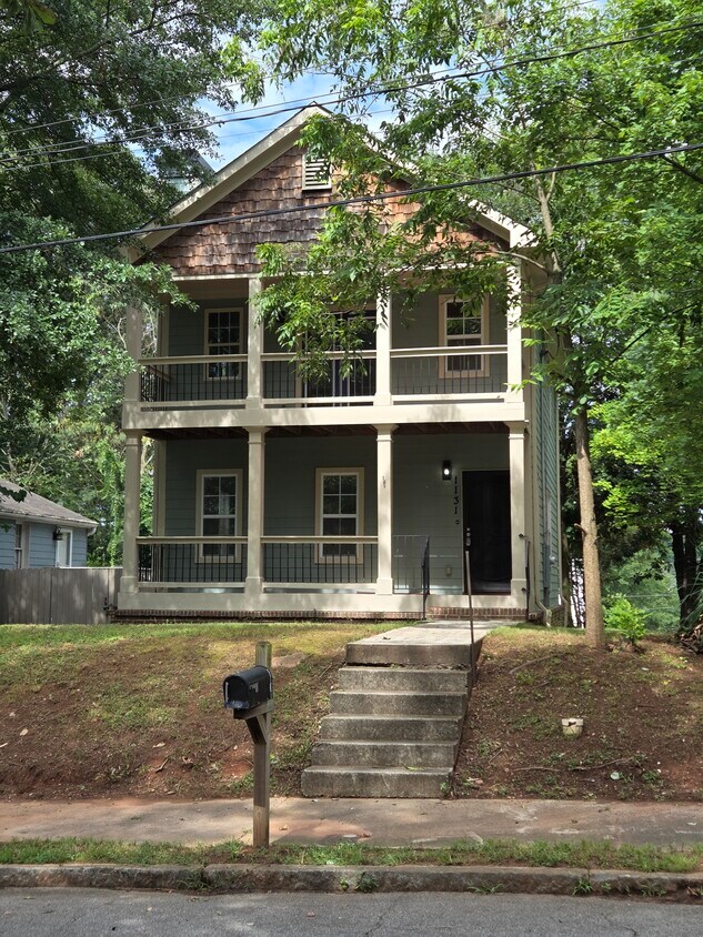 Primary Photo - 1131 Garibaldi St SW