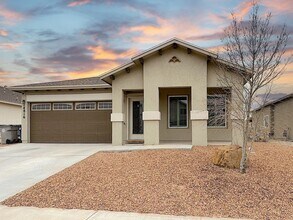 Building Photo - 14816 Hunters Grove Ave