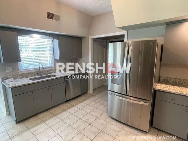 Building Photo - Fletcher Trace Parkway - 3 Bedroom / 2.5 B...