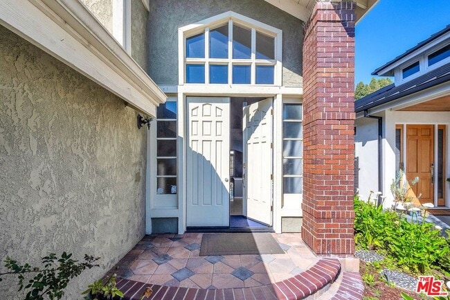 Foto del edificio - 7513 W 83rd St