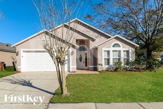 Building Photo - 1033 Old Barn Rd