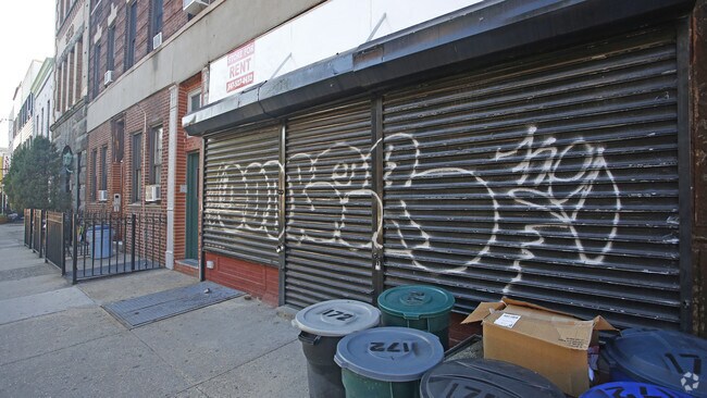 Building Photo - 172 Norman Ave