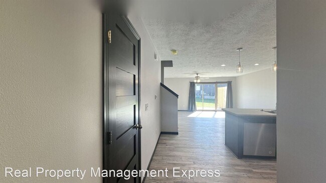 Foto del edificio - 3 br, 2.5 bath House - 9703 W Broek Drive