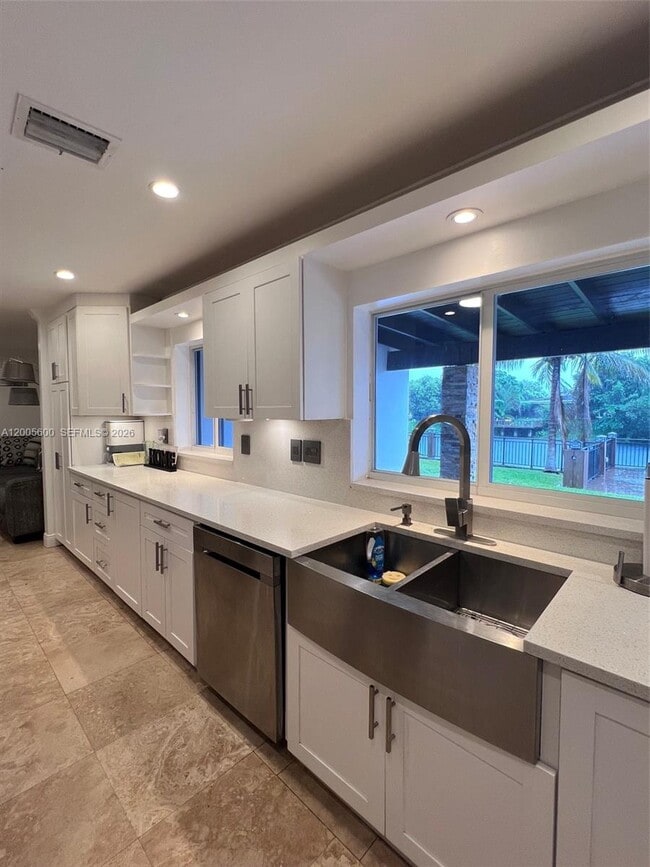 Building Photo - 13412 SW 68th Terrace
