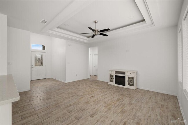 Foto del edificio - 524 Oak Ridge St