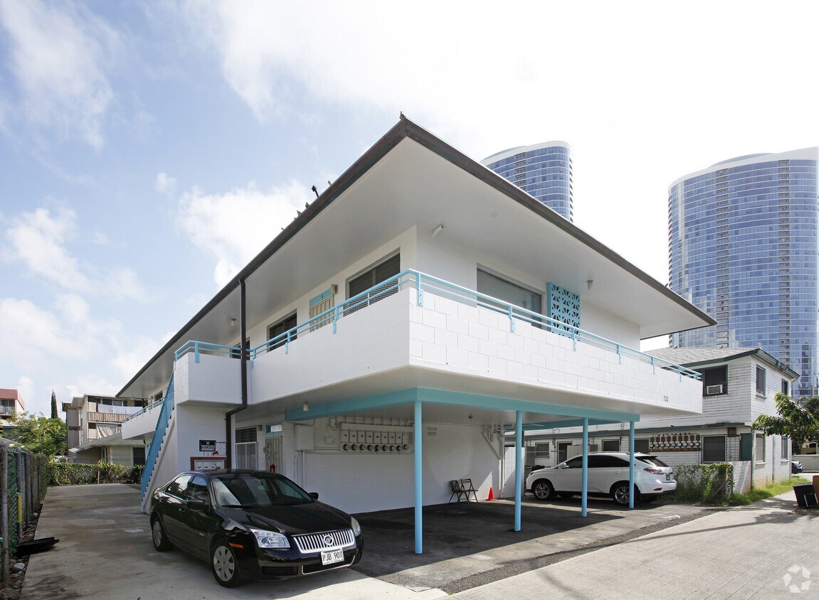 Building Photo - 733 Pensacola St