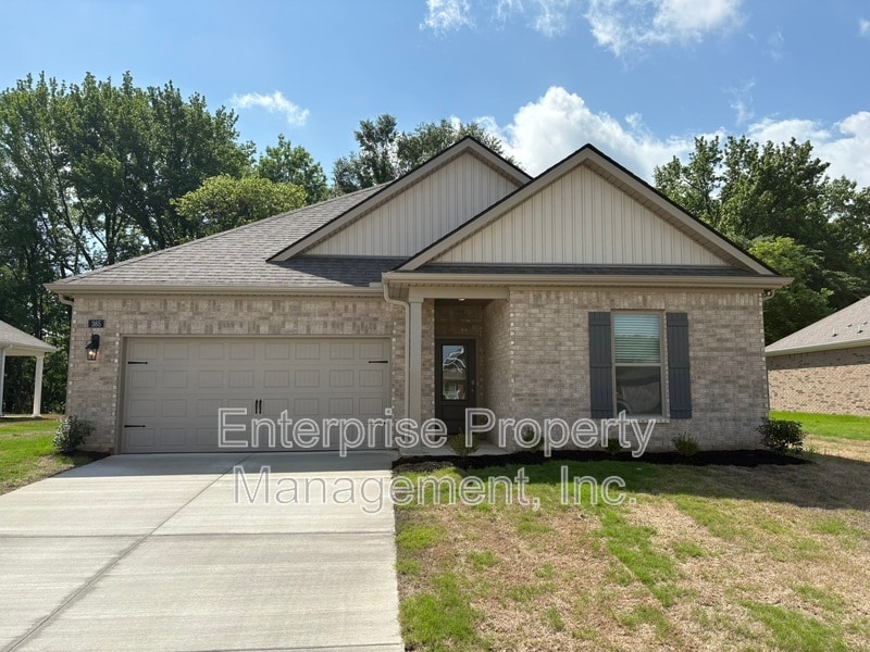 Building Photo - 385 Windemere Lp