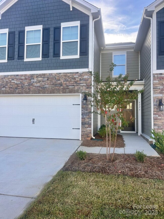 Building Photo - 4226 Steel Wy