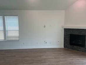 Building Photo - 6127 Clementine Zest Dr