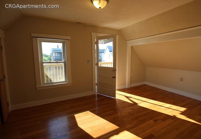 Foto del edificio - 14 Dow St