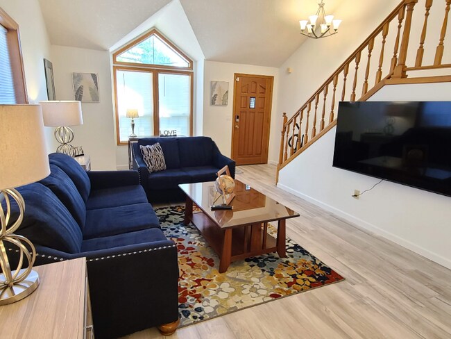 Foto del edificio - 547 NE 27th St