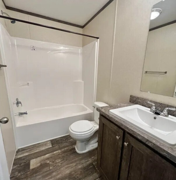 Foto del edificio - 6599 N Hampshire Dr