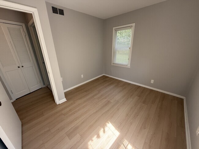 Building Photo - 20846 Atlantic Ave