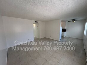 Building Photo - 556 E Chuckwalla Rd