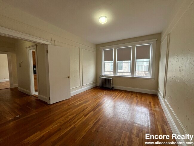 Foto del edificio - 1687 Commonwealth Ave