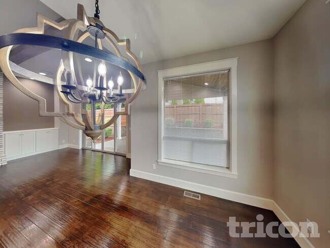 Foto del edificio - 2604 NE 175th St