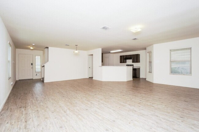 Foto del edificio - 7607 Cypress Vine