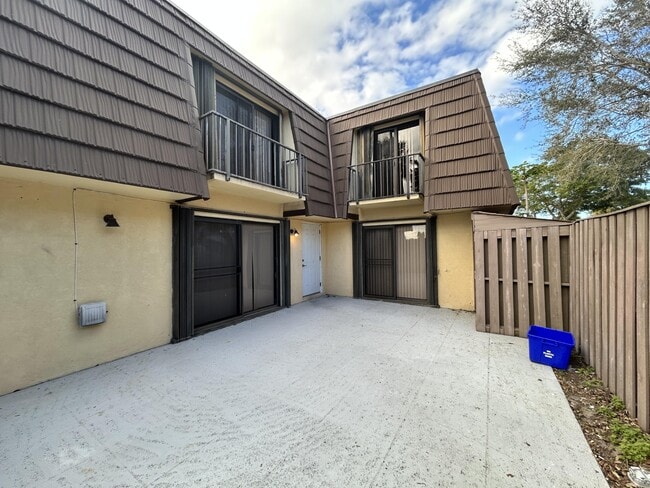 Foto del edificio - 705 7th Ct