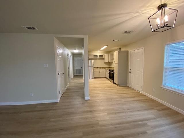 Building Photo - 115 Long Dr