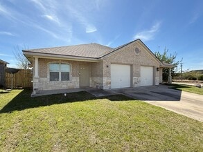 Building Photo - 1502 Powder River Dr