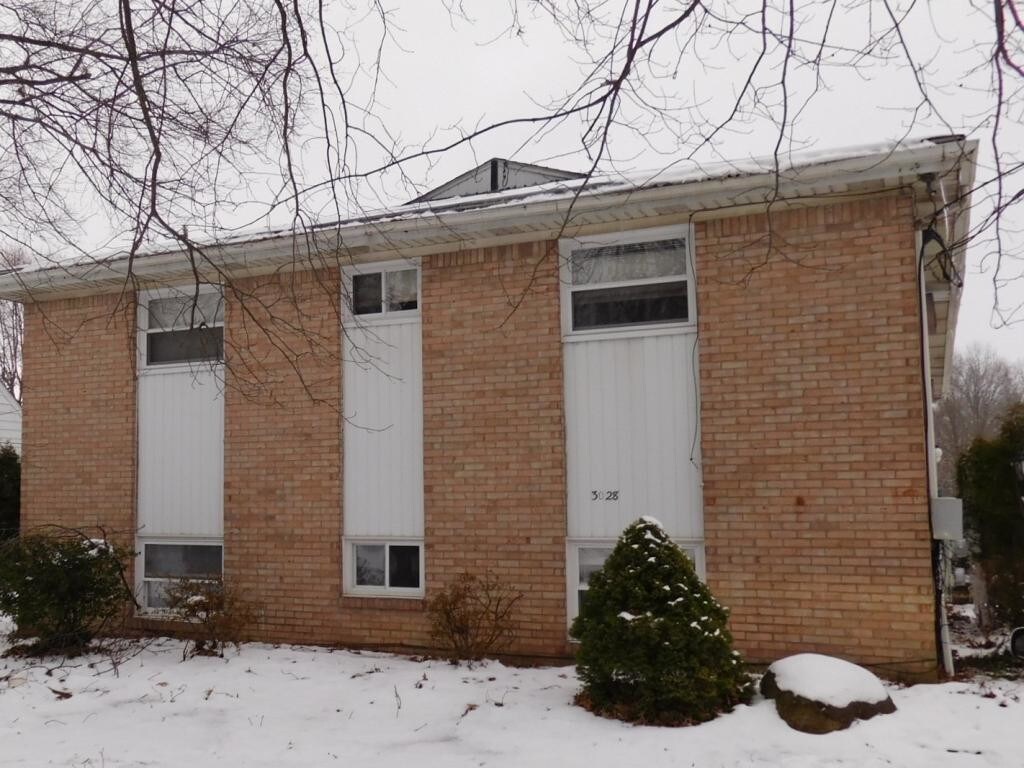 Primary Photo - 3028 Green Acres