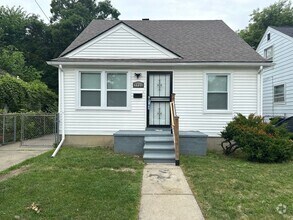 Building Photo - 7711 Greenview Ave