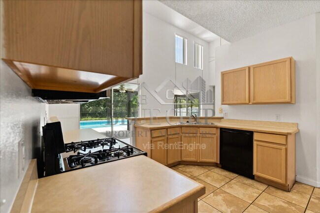 Building Photo - 5399 Dahlia Reserve Dr