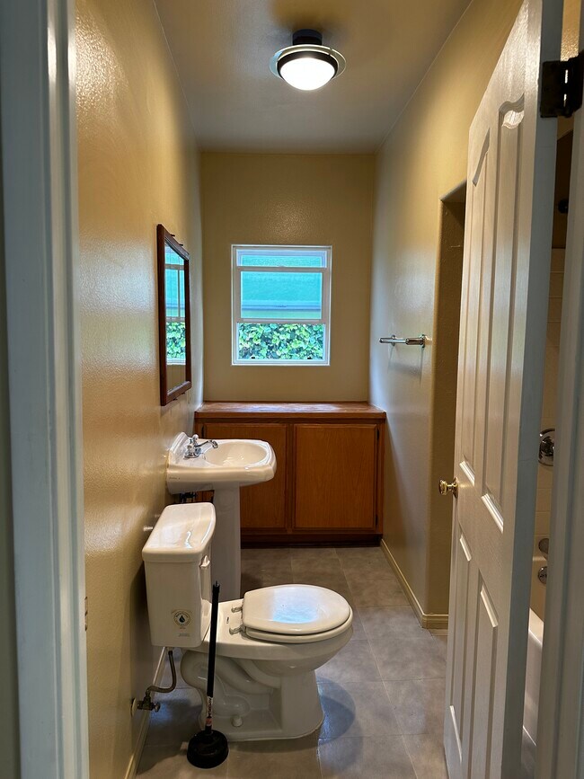 Foto del edificio - 3414 Winslow Dr