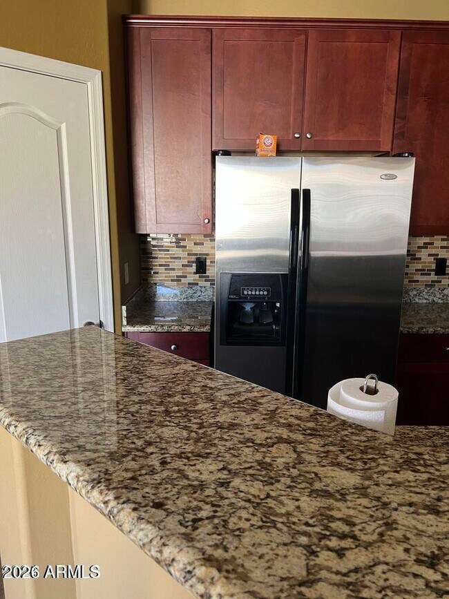 Foto del edificio - 8153 W Groom Creek Rd