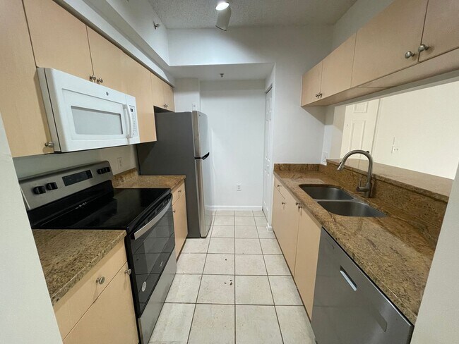 Foto del edificio - ANNUAL RENTAL - RESERVE AT NAPLES 2 BED / ...