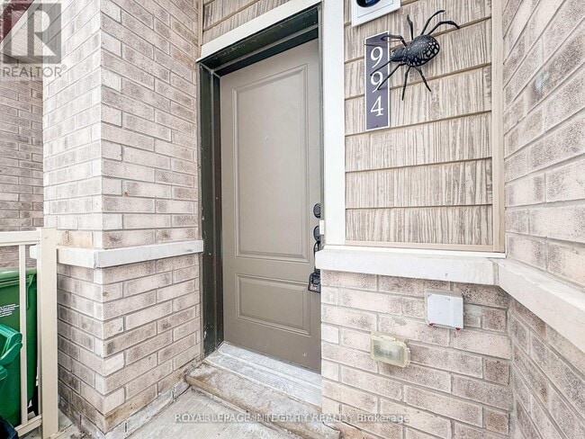 Building Photo - 994 Chapman Mills Dr