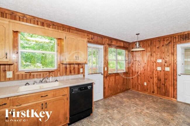 Foto del edificio - 115 River Trace Dr