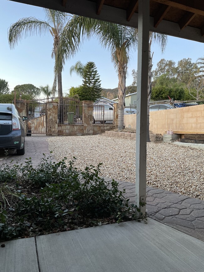 Drought tolerant landscape, no maintenance required. - 13210 Raven St