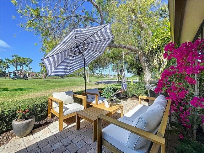 Building Photo - 4646 La Jolla Dr