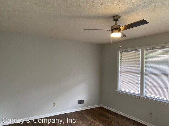 Building Photo - 3 br, 1.5 bath House - 145 Aster Circle