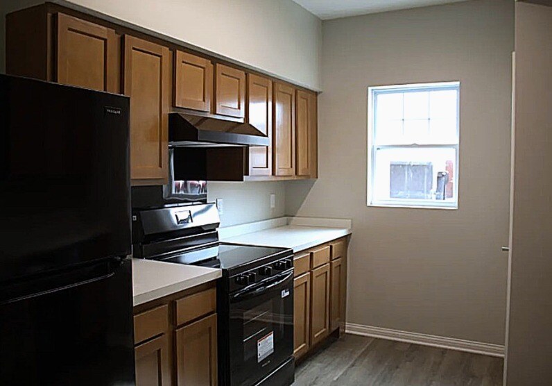 Building Photo - South Bend Thrive