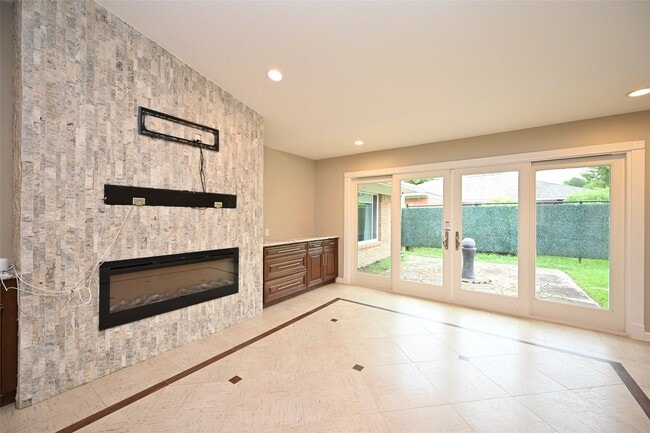 Foto del edificio - 2127 Lamonte Ln