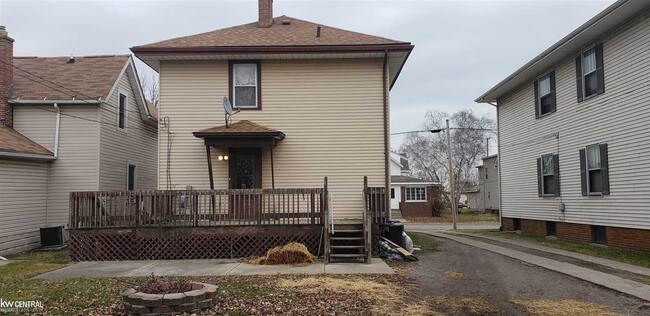 Building Photo - 117 Clinton St