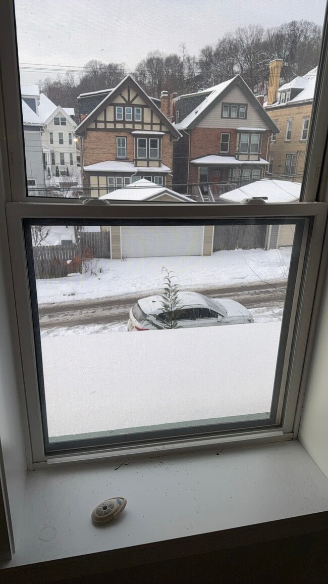 Building Photo - 5549 Columbo St