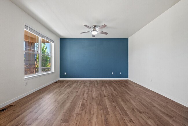 Foto del edificio - 21864 E 9th Pl