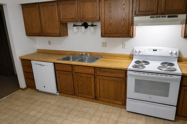 Foto del edificio - 904 Wescott Sq