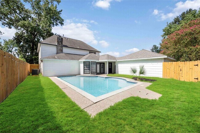 Foto del edificio - 5511 Green Timbers Dr