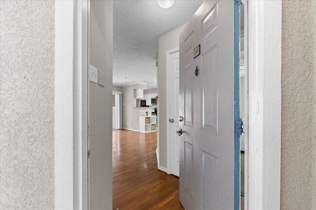 Foto del edificio - 1524 Lincoln Way