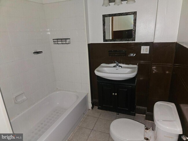 Foto del edificio - 106 N 11th St