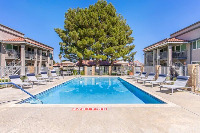 Foto del edificio - Hidden Falls Apartments