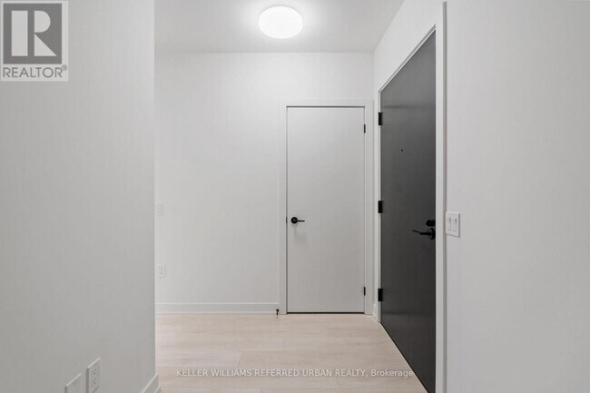 Photo du bâtiment - 117 Broadway Ave