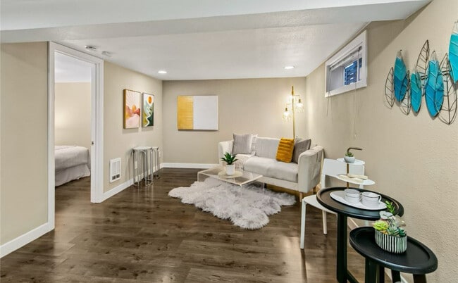 Foto del edificio - 5606 25th Ave SW