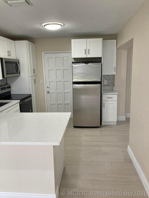 Foto del edificio - 1648 NE 31st Ct