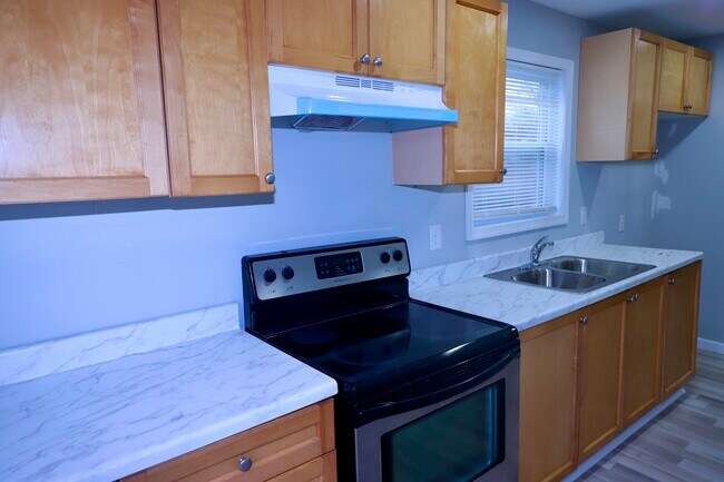 Foto del edificio - 6259 Sewells Point Rd