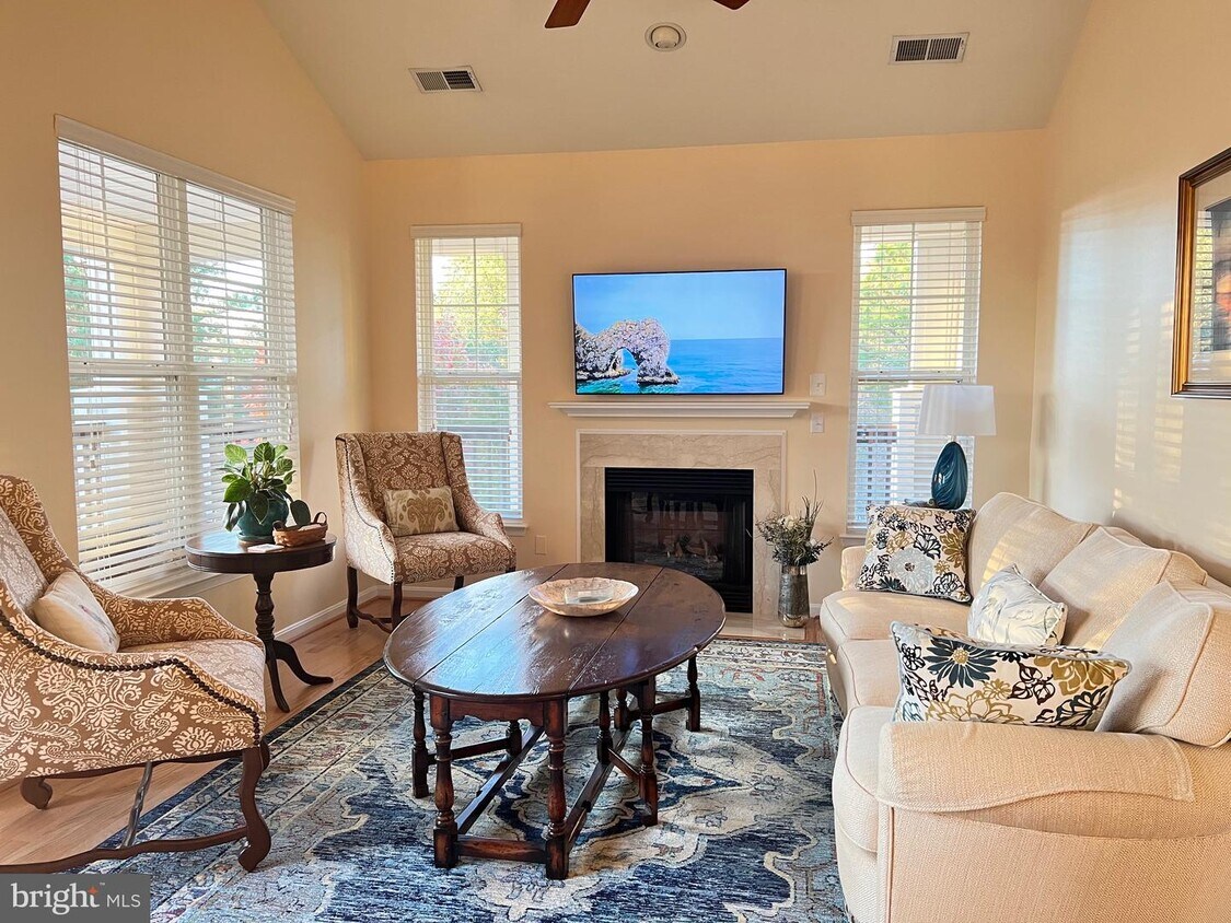 Foto principal - 1031 Leeward Way